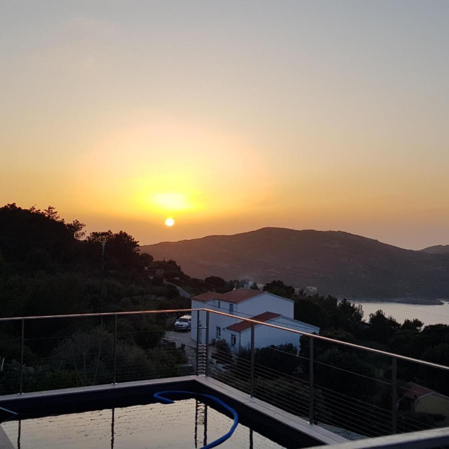 Villa Makele Кальві Екстер'єр фото